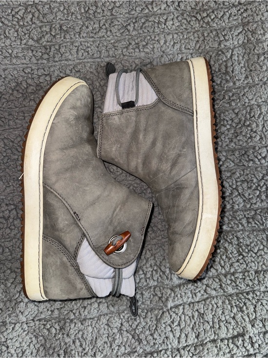L.L. Bean Shoes - L.L. Bean Gray Women's Ankle Snow Booties